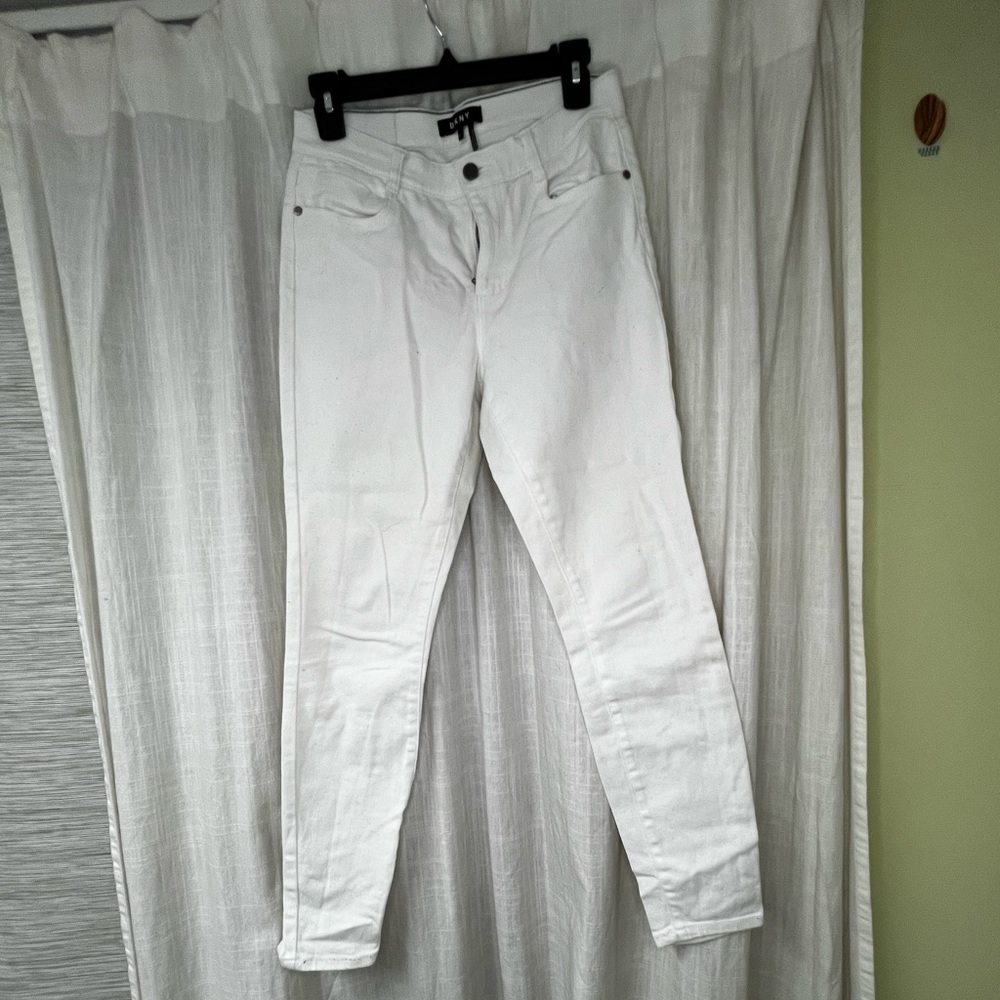DKNY white skinny jean